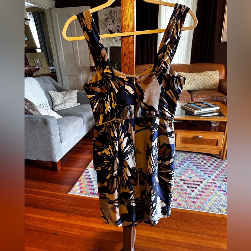 Trina Turk Abstract Silk Cocktail Mini Dress Peplum Waist XS 2 resort wear - Picture 9 of 12